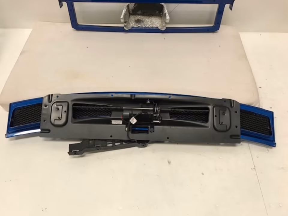 Rear parts complete R8 coupe 5.2 Fsi V10 year 2014 color blue - Image 13