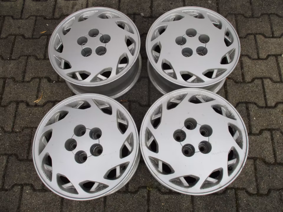 Toyota Supra MK3 16 inch alloy wheels original