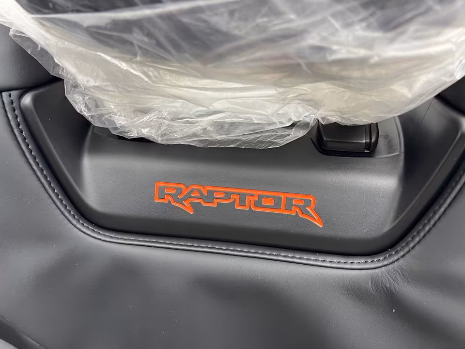 Ford Ranger VI Raptor Interior Seats Door Panels - Image 10