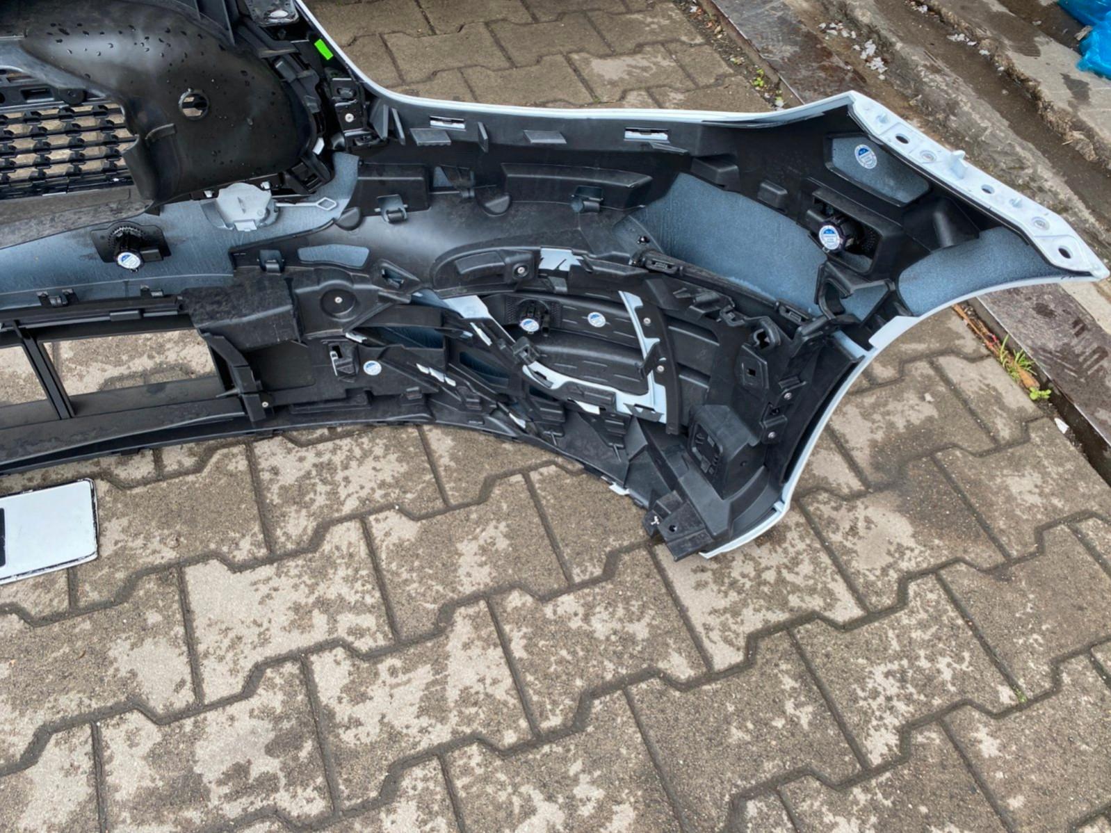 Mercedes W213 AMG front bumper - Image 4