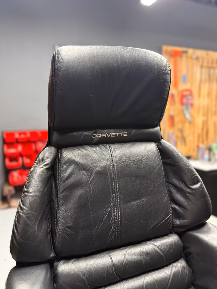 Corvette C4 ZR1 original leather seats - Image 4