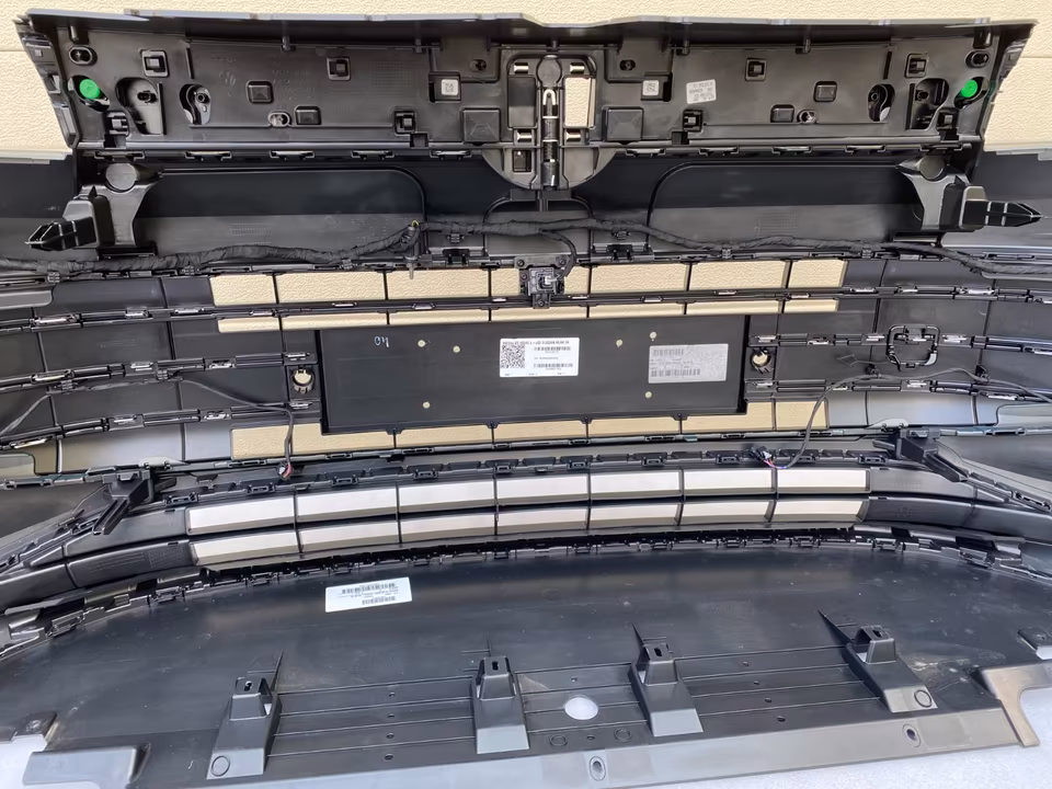 VW Tiguan III 571 Front Bumper LA6H 571807221 - Image 6