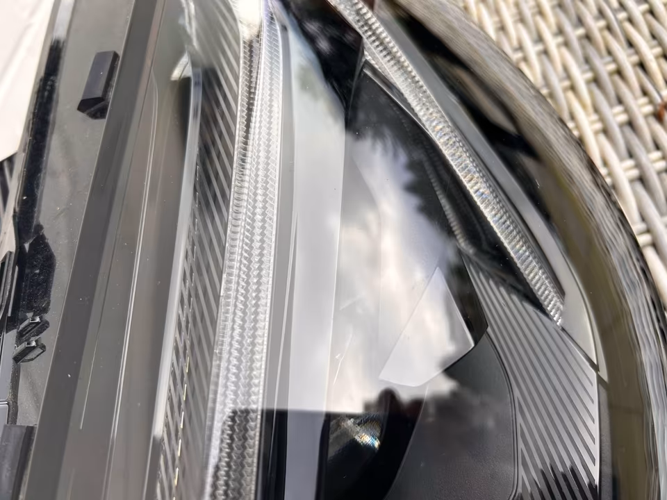 Corvette C8 LED headlights left and right *Like New* - Image 3