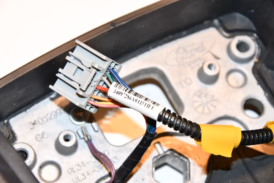 Ford F150 2009 - 2014 Leather Steering Wheel Black Original OEM - Image 7