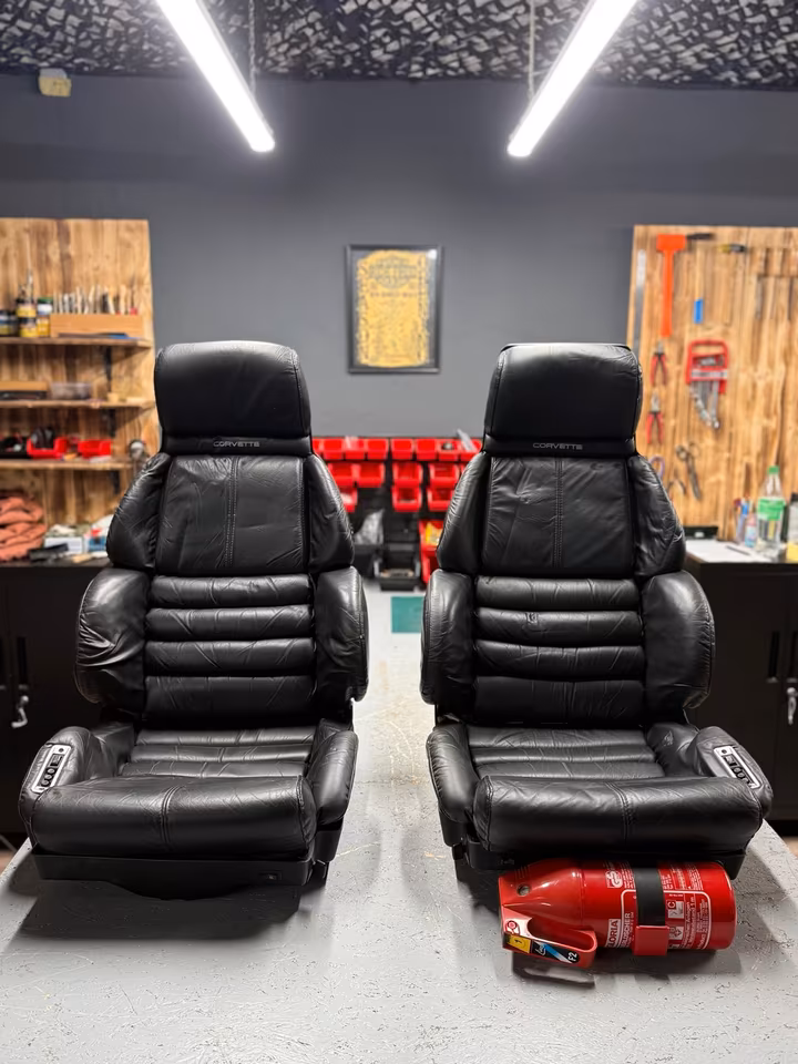 Corvette C4 ZR1 original leather seats