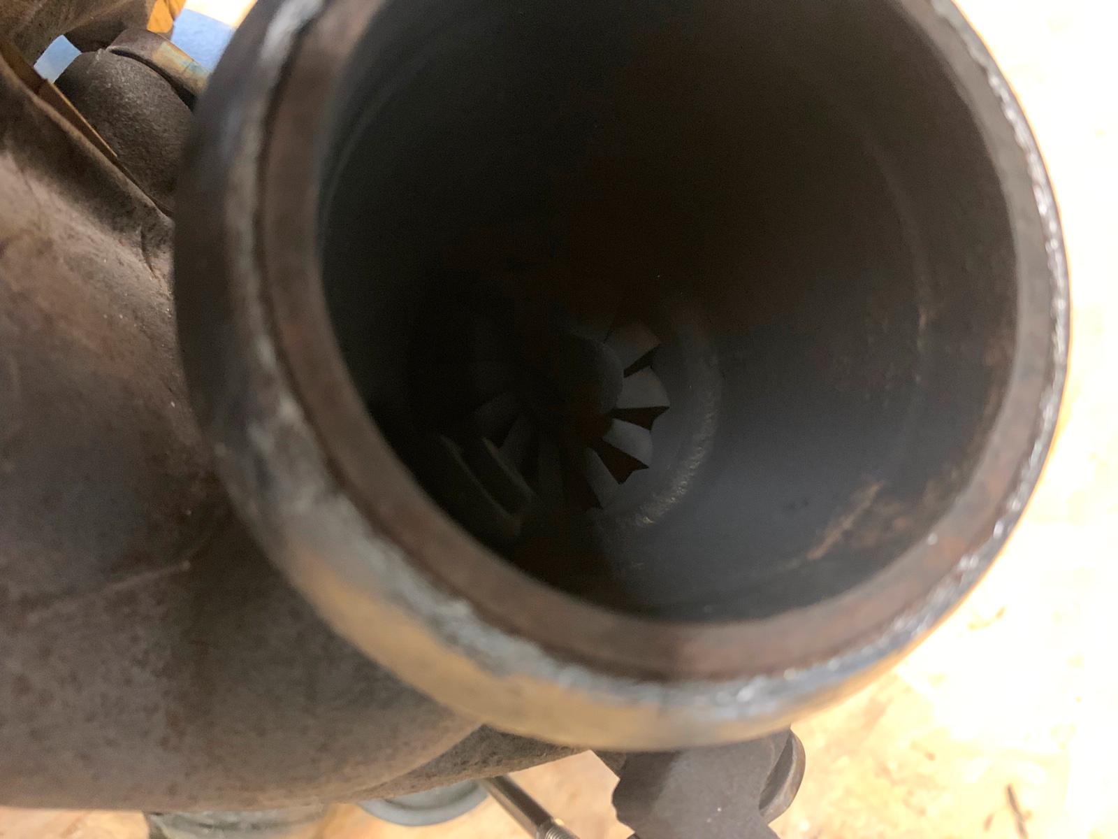 Mercedes W205 turbocharger - Image 6