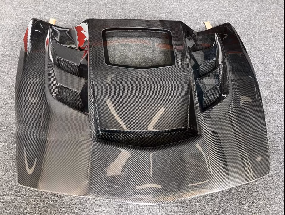 Corvette C7 Z06 carbon hood