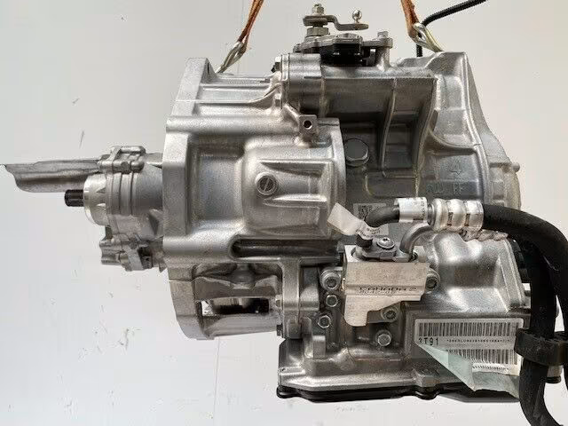 DSG transmission 4x4 Audi Q3 2.0Tfsi year of manufacture 2020 code RLU with 5,395km - Image 12