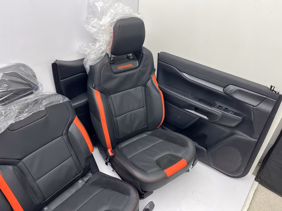 Ford Ranger VI Raptor Interior Seats Door Panels - Image 13