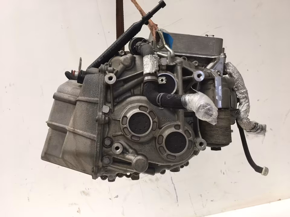 automatic transmission Audi R8 5.2i V10 code PKL year of manufacture 2015 with 11,198km