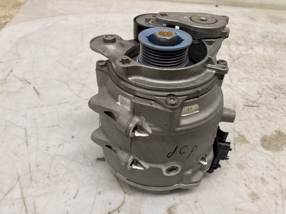 alternator / dynamo Audi RS6 (C8) 4N0.903.028.R 51km - Image 4