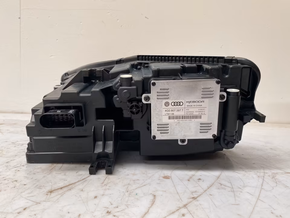 Audi R8 headlight, new, part number 4S0 941 086 F, right side. - Image 9