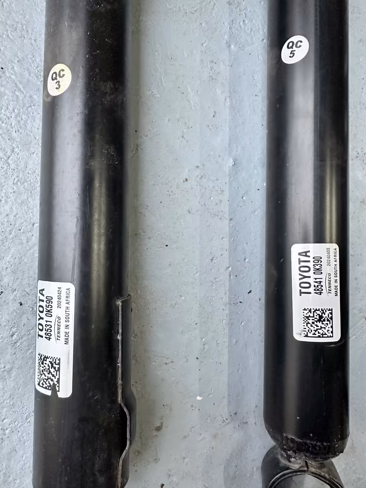 Toyota Hilux double cab, model year 2024, complete chassis - Image 6