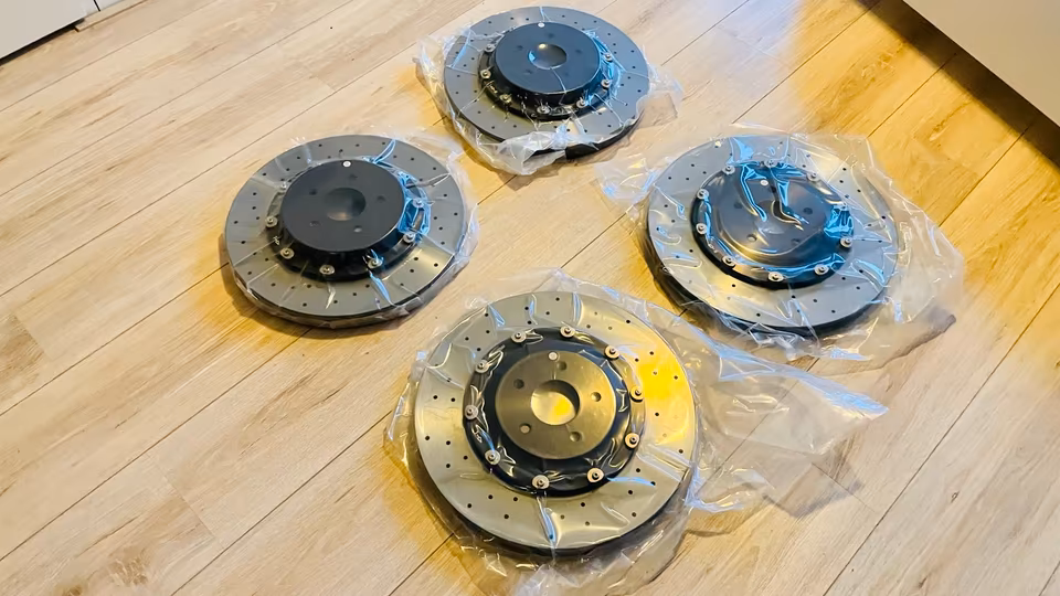 Nissan GT-R R35 GTR Carbon Ceramic Brake Discs 390+380mm - Image 9