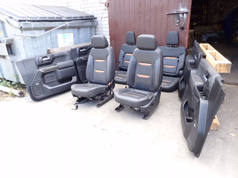 GMC Sierra 2019 Seats Interior Rear Bench Door Panels