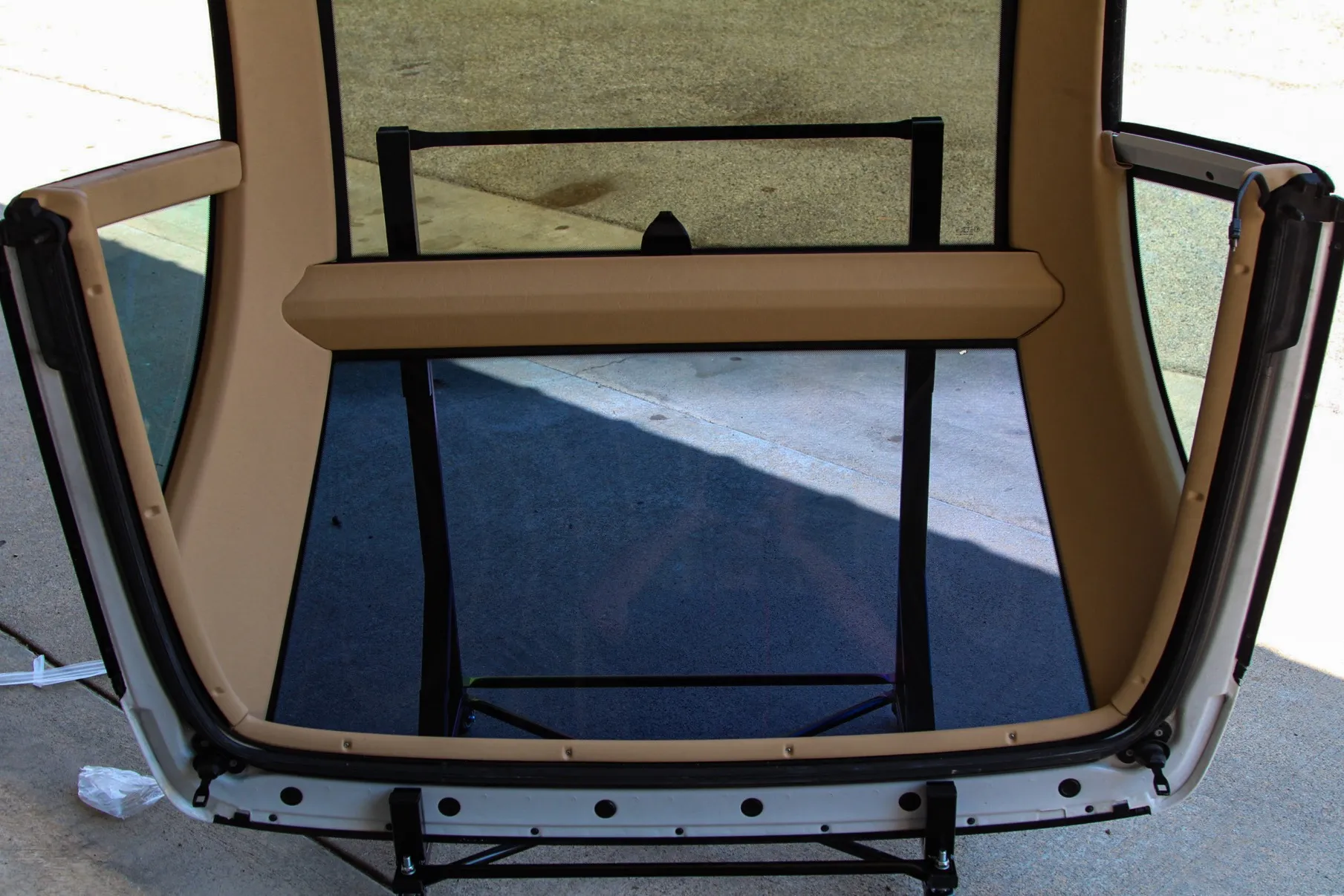 Mercedes-Benz Panoramic Hardtop for R129 SL - Image 16