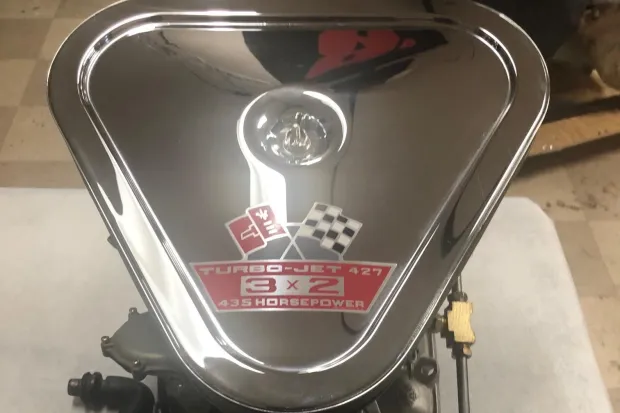 Chevrolet Corvette 427/435 Intake Manifold, Holley Carburetors, and Air Cleaner - Image 12