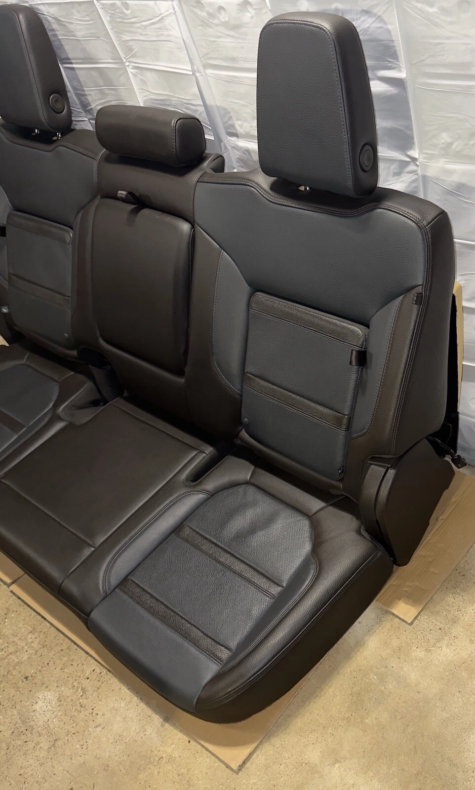 2019-2023 GMC Sierra Denali Dark Walnut/Dark Ash Grey Leather Seats With Console - Image 6