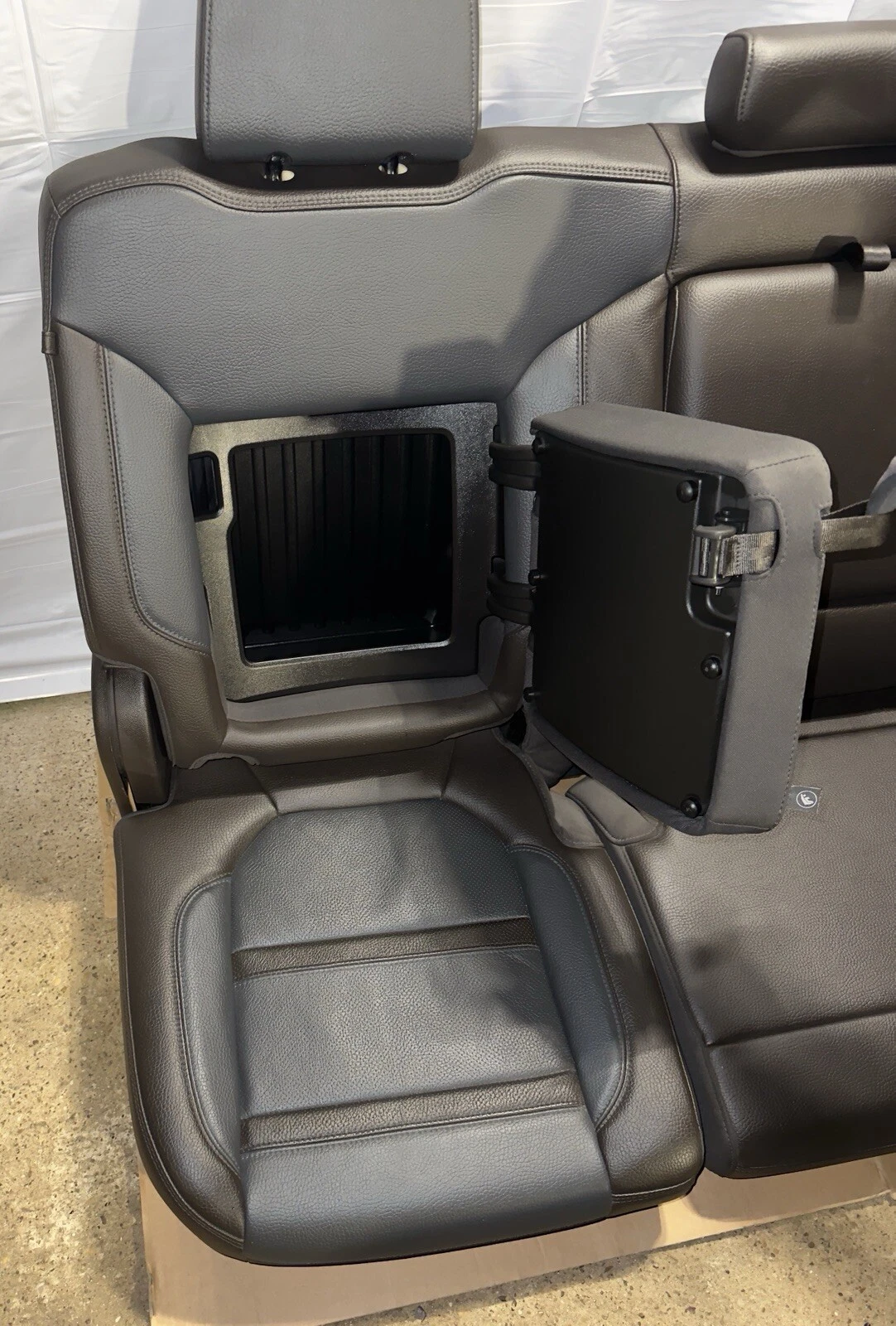 2019-2023 GMC Sierra Denali Dark Walnut/Dark Ash Grey Leather Seats With Console - Image 4
