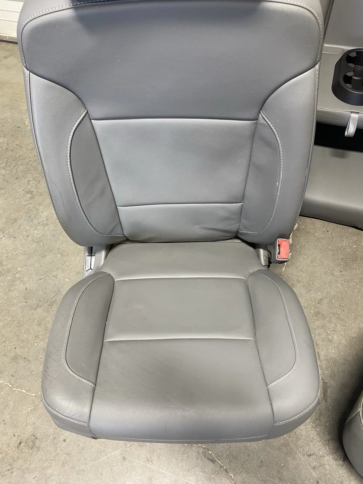 2014-2018 CHEVROLET SILVERADO SIERRA DENALI FRONT & REAR GRAY LEATHER SEATS - Image 2