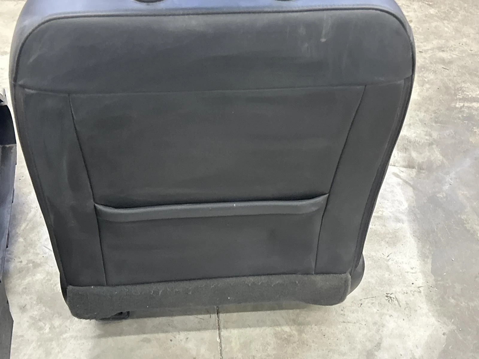 2015-2019 GMC Sierra Denali 2500 Complete Seat Set (Opt AN3) Denali Package. - Image 6