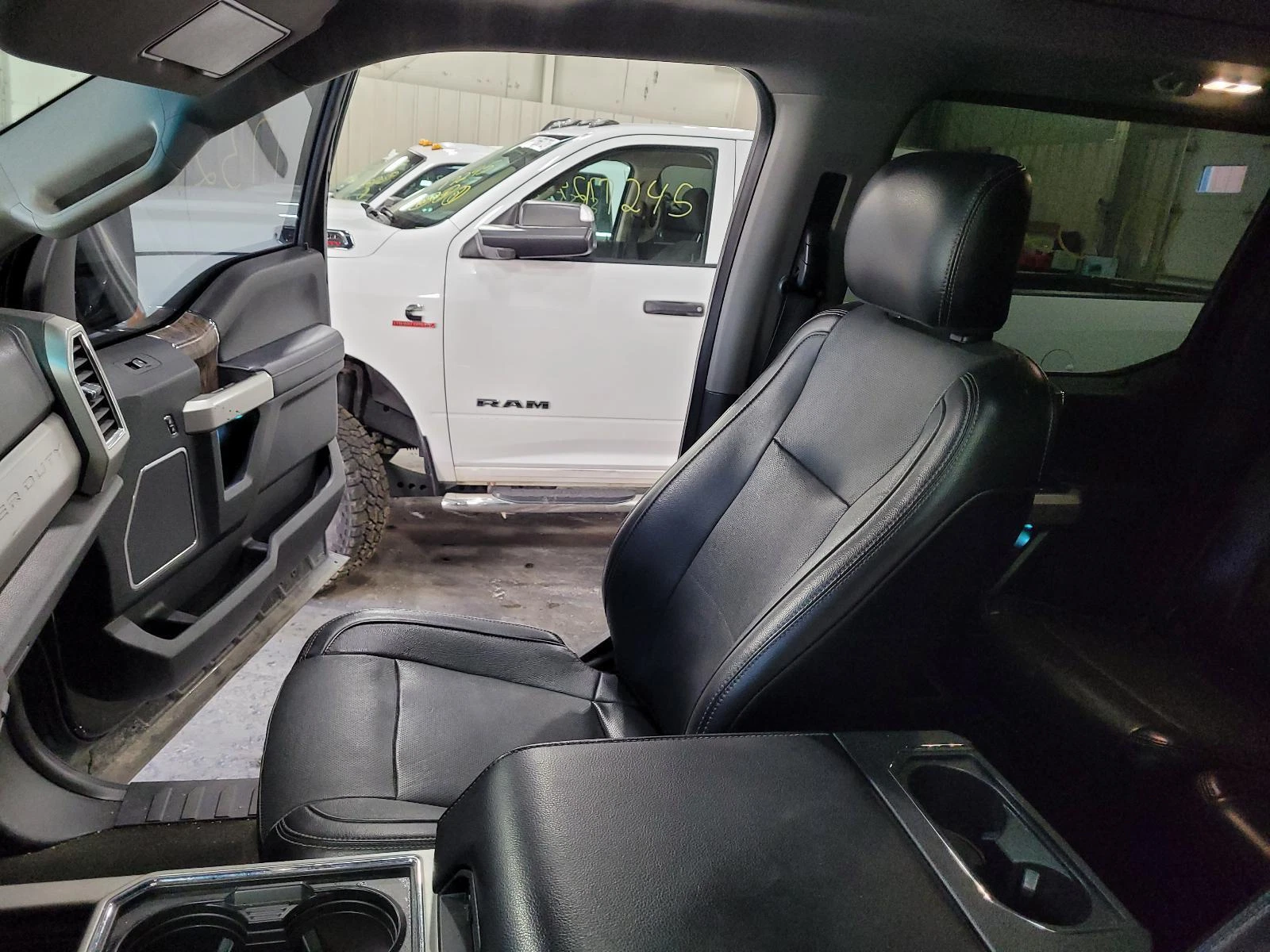 2017-2022 Ford F250-F450 Black Leather Front & Rear Bucket Seats w/Console - Image 14