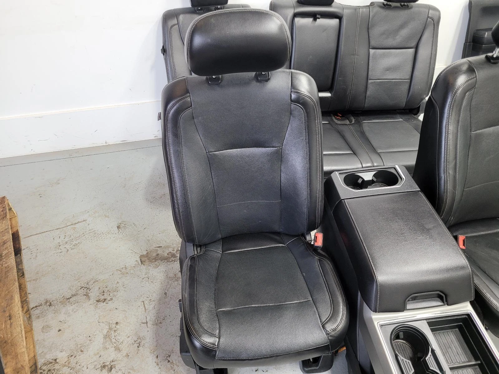 2017-2022 Ford F250-F450 Black Leather Front & Rear Bucket Seats w/Console - Image 6