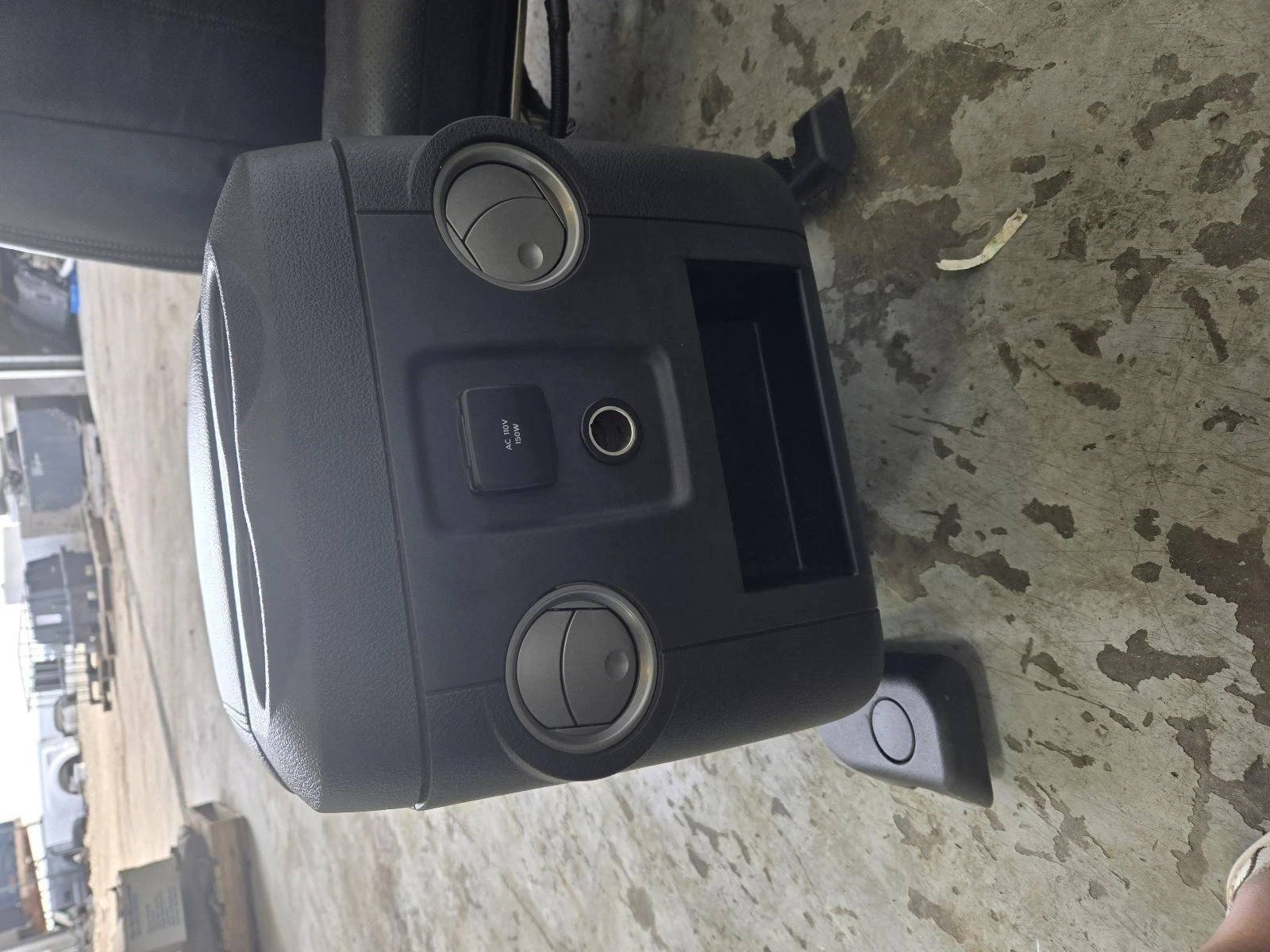 2011-2016 Ford F250-F350 Front/Rear Seats w/Center Console, Lariat, Crew Cab - Image 3