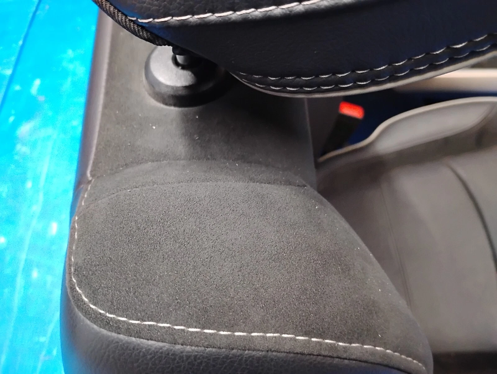 2019-2023 Ram 1500 Laramie Set Black Leather & Suede Seats & Center Console OEM - Image 10