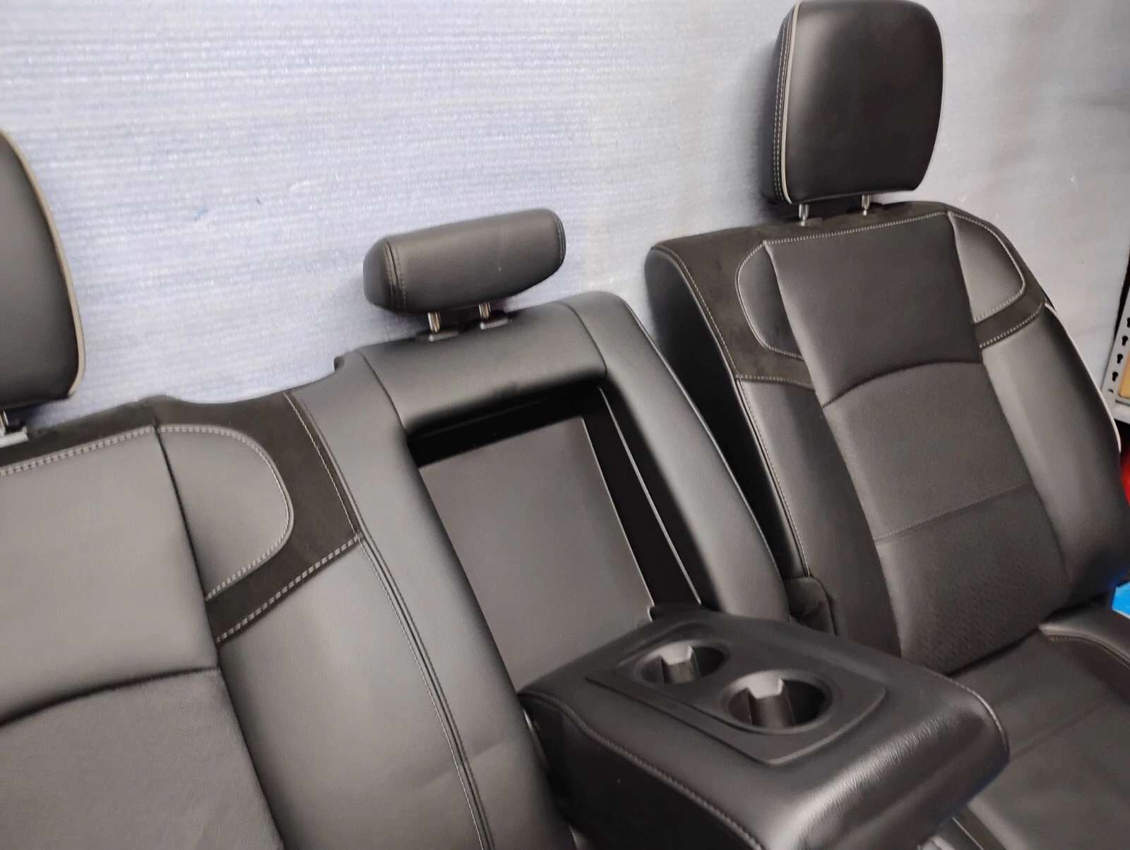 2019-2023 Ram 1500 Laramie Set Black Leather & Suede Seats & Center Console OEM - Image 7