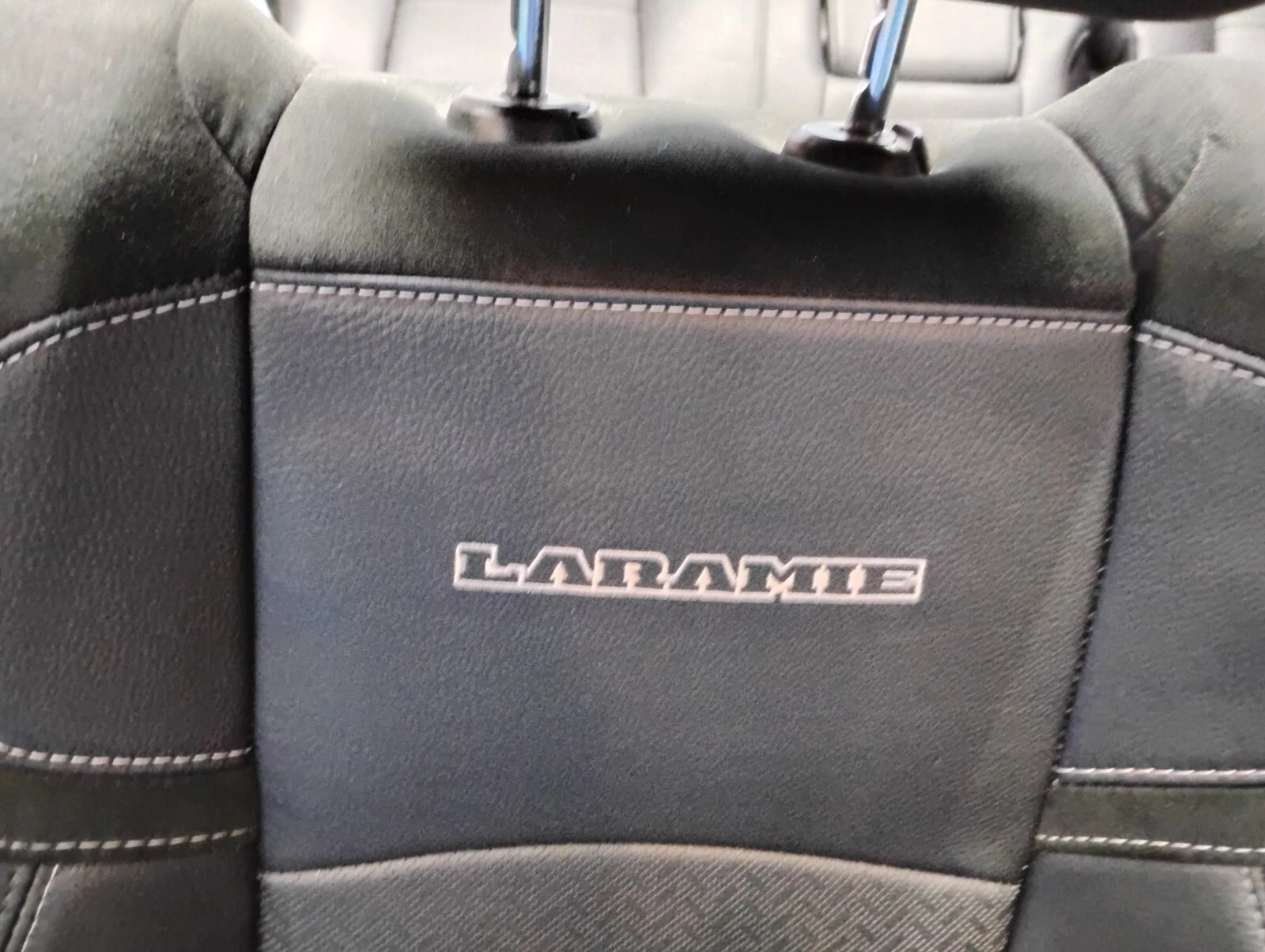 2019-2023 Ram 1500 Laramie Set Black Leather & Suede Seats & Center Console OEM - Image 26