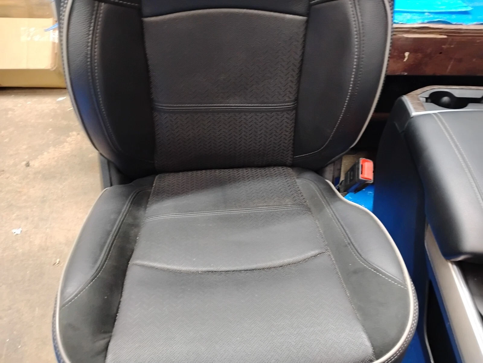 2019-2023 Ram 1500 Laramie Set Black Leather & Suede Seats & Center Console OEM - Image 24