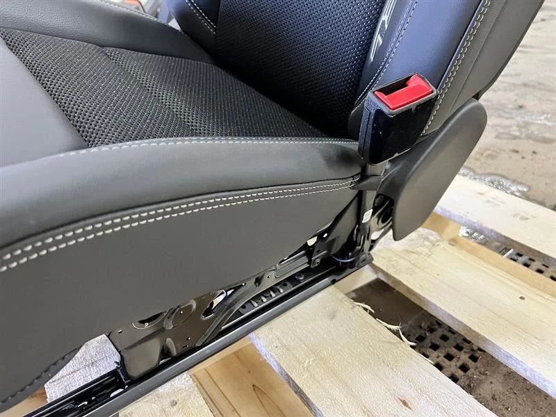 19-23 Ram Rebel 1500 Cloth & Vinyl Low Back Power Bucket Seat Set 2836701 - Image 6