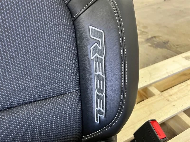 19-23 Ram Rebel 1500 Cloth & Vinyl Low Back Power Bucket Seat Set 2836701 - Image 5