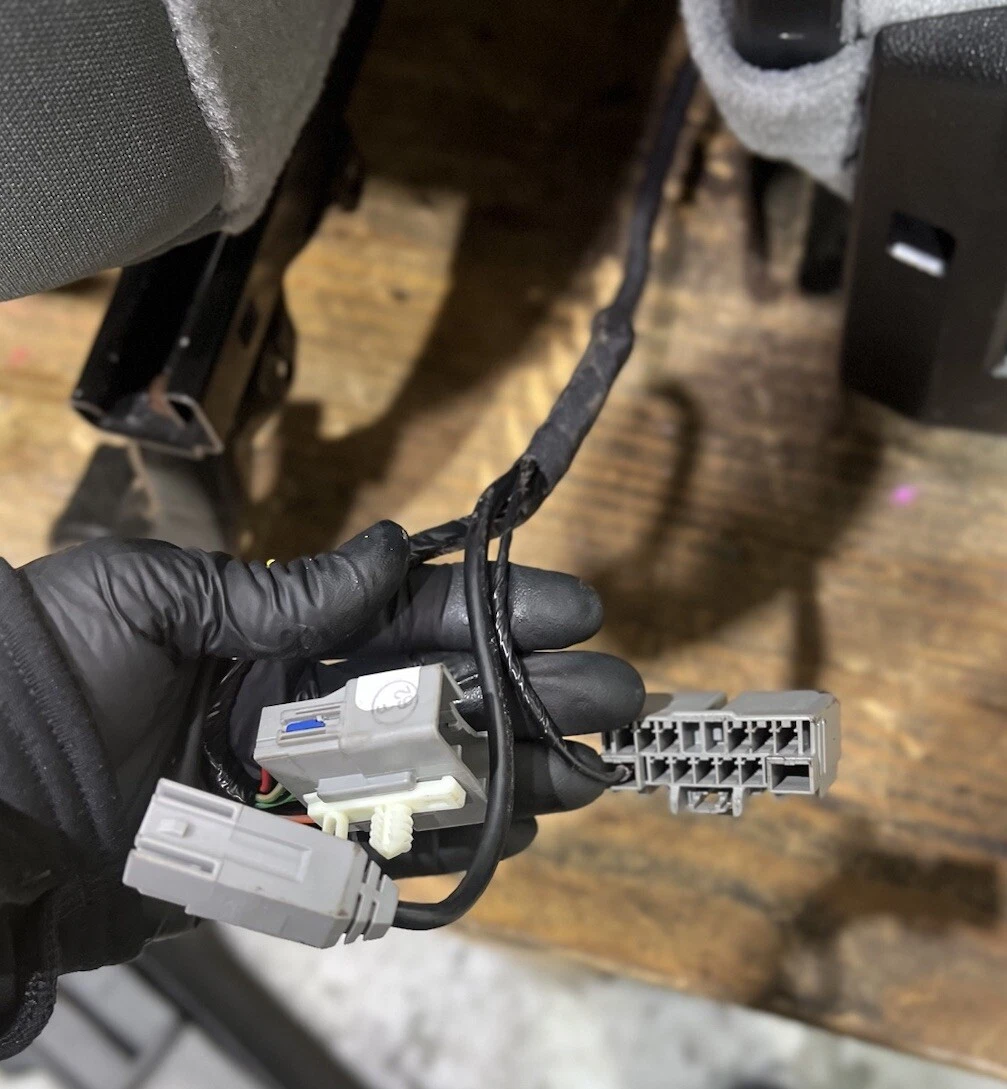 OEM 2010-2018 DODGE RAM 2500 GRAY CLOTH MANUAL FRONT ROW BUCKET SEATS CONSOLE - Image 3