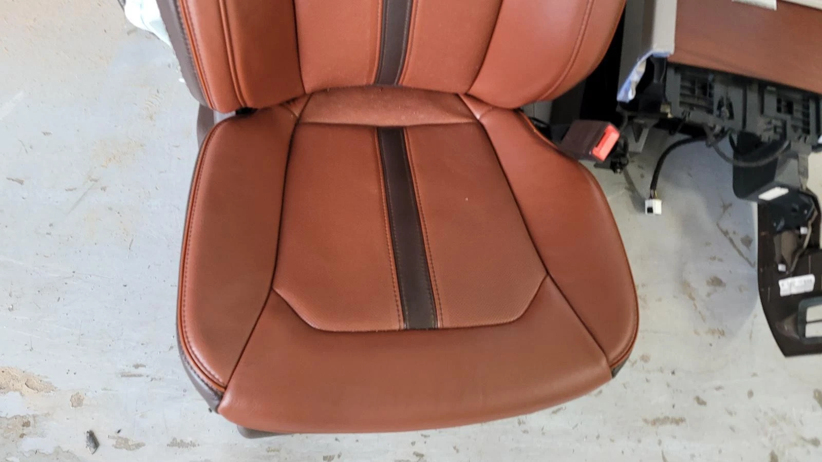 2017-2022 F250/F350 Brown Leather King Ranch Seats w/console - Image 9