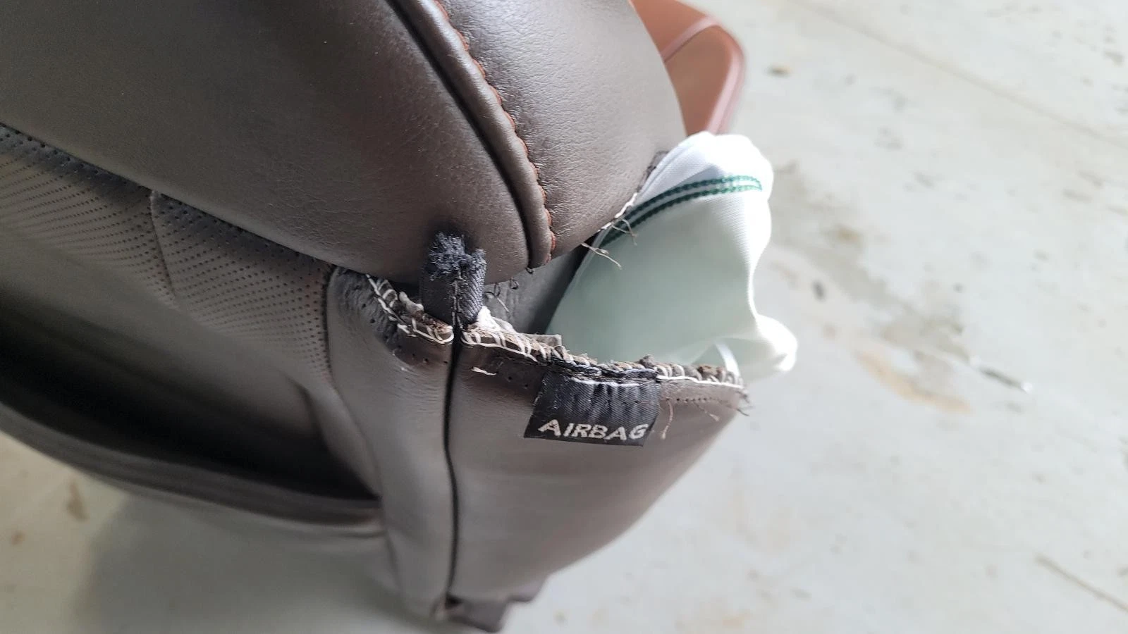 2017-2022 F250/F350 Brown Leather King Ranch Seats w/console - Image 2