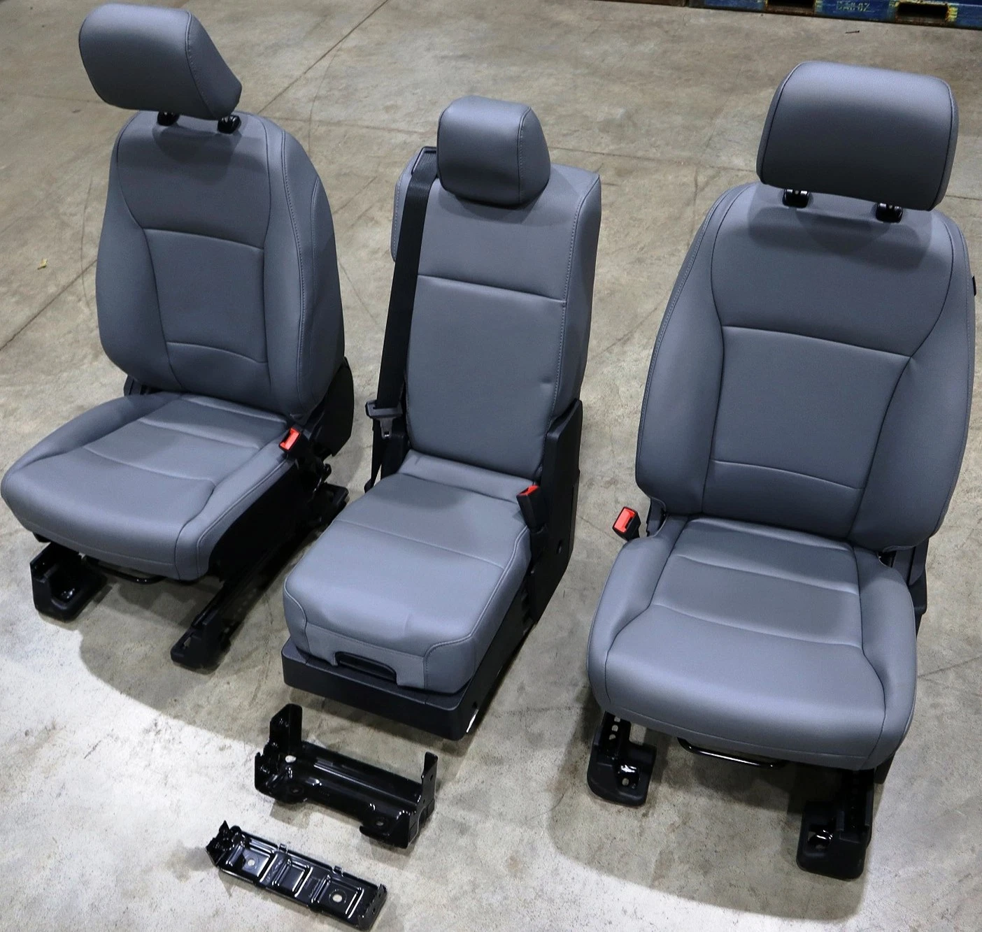 Ford SUPER DUTY Front Bucket Seats CREW CAB w/ JUMP SEAT VINYL Replacement OEM - Image 8