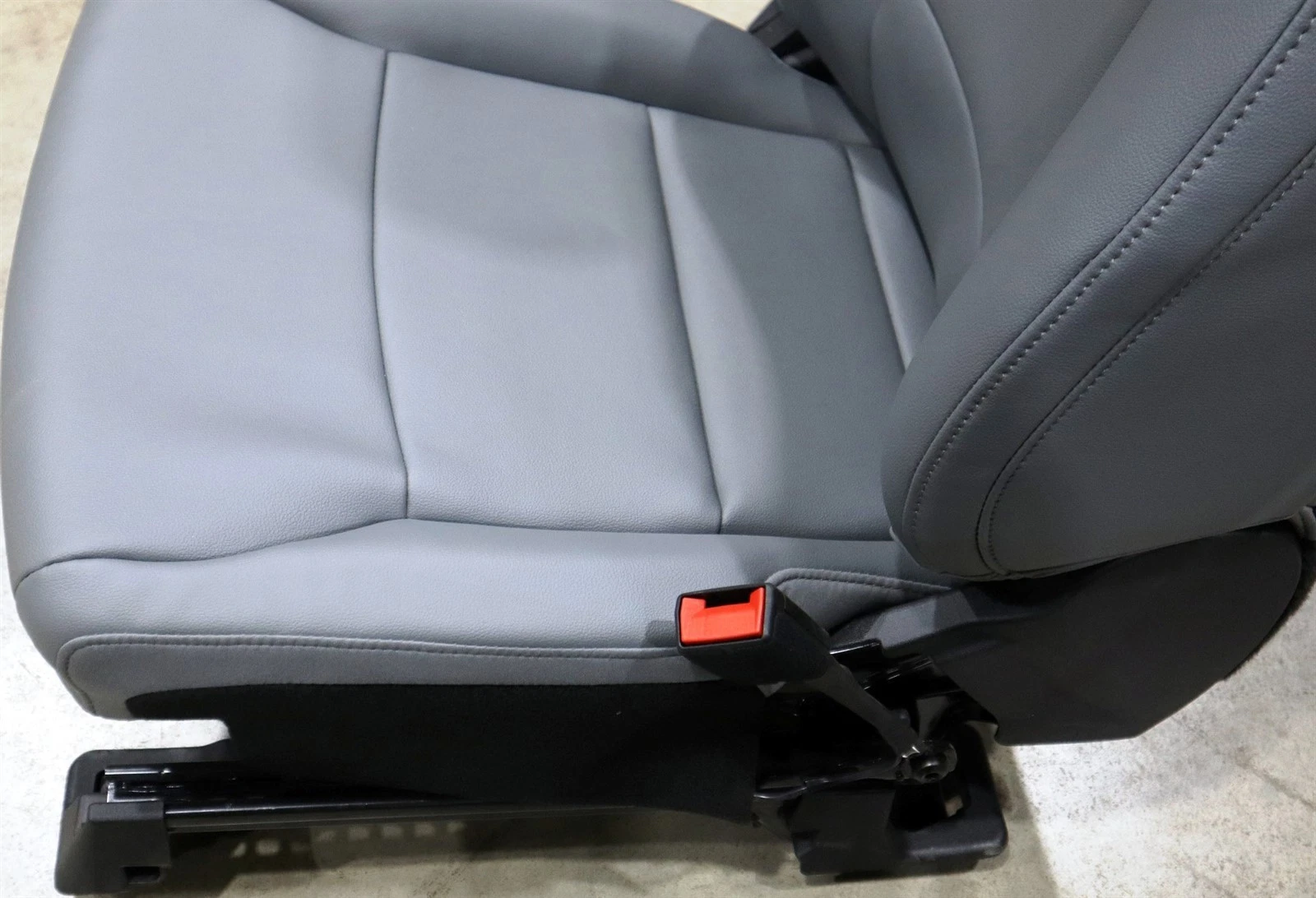 Ford SUPER DUTY Front Bucket Seats CREW CAB w/ JUMP SEAT VINYL Replacement OEM - Image 24