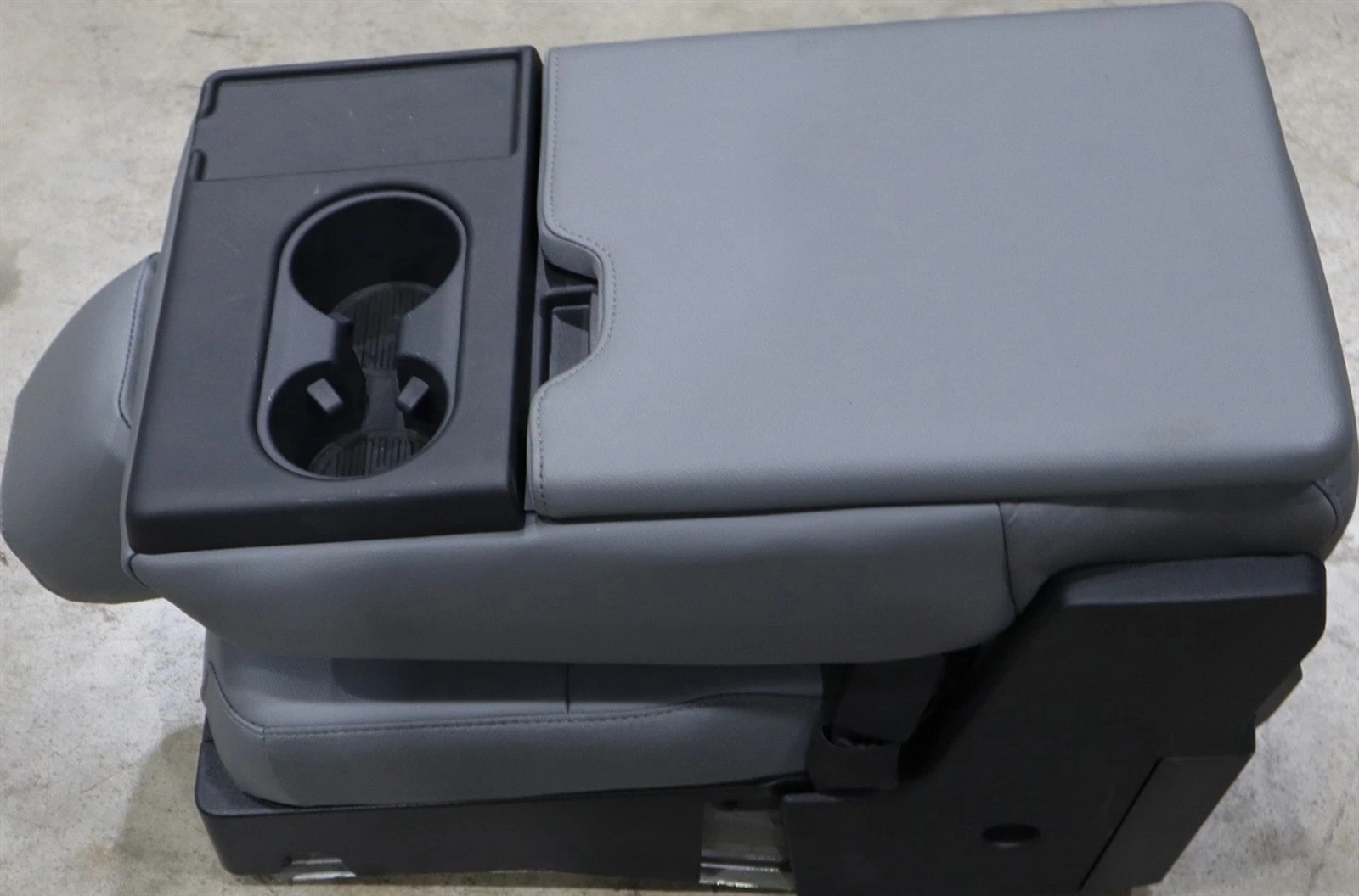 Ford SUPER DUTY Front Bucket Seats CREW CAB w/ JUMP SEAT VINYL Replacement OEM - Image 13