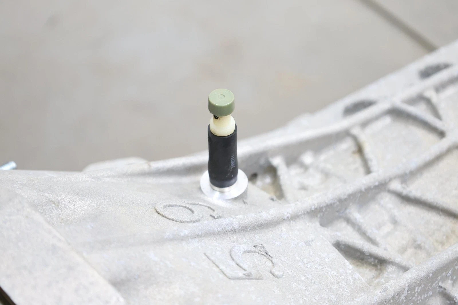 FORD F-150 RWD AUTOMATIC TRANSMISSION ASSEMBBLY OEM ML3P7000DA - Image 8