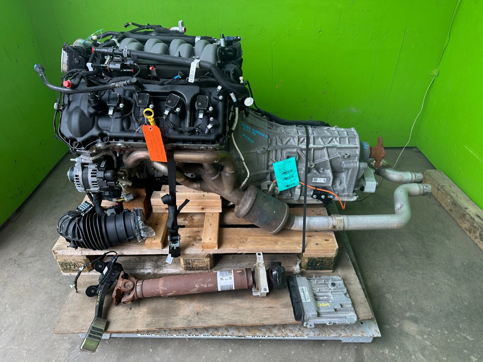 24 25 FORD MUSTANG GT GEN 4 COYOTE 5.0 W/ 10 SP AUTOMATIC ENGINE TRANS SWAP 8K