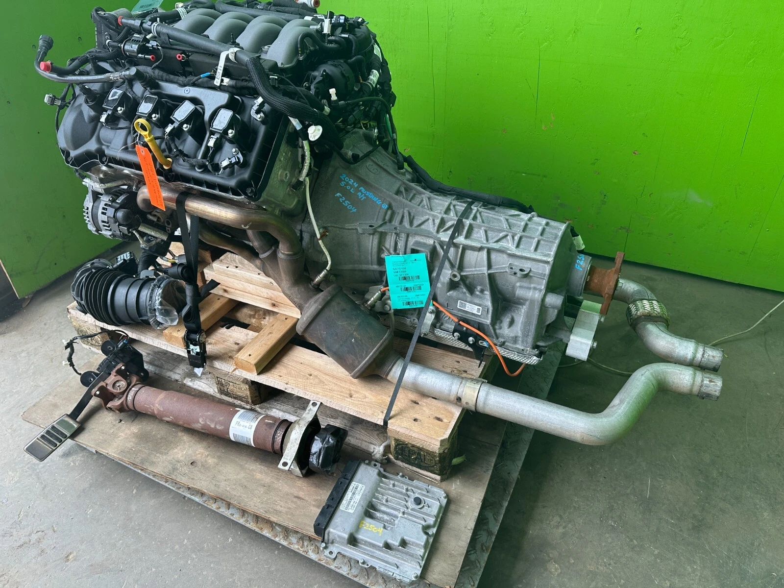 24 25 FORD MUSTANG GT GEN 4 COYOTE 5.0 W/ 10 SP AUTOMATIC ENGINE TRANS SWAP 8K - Image 11