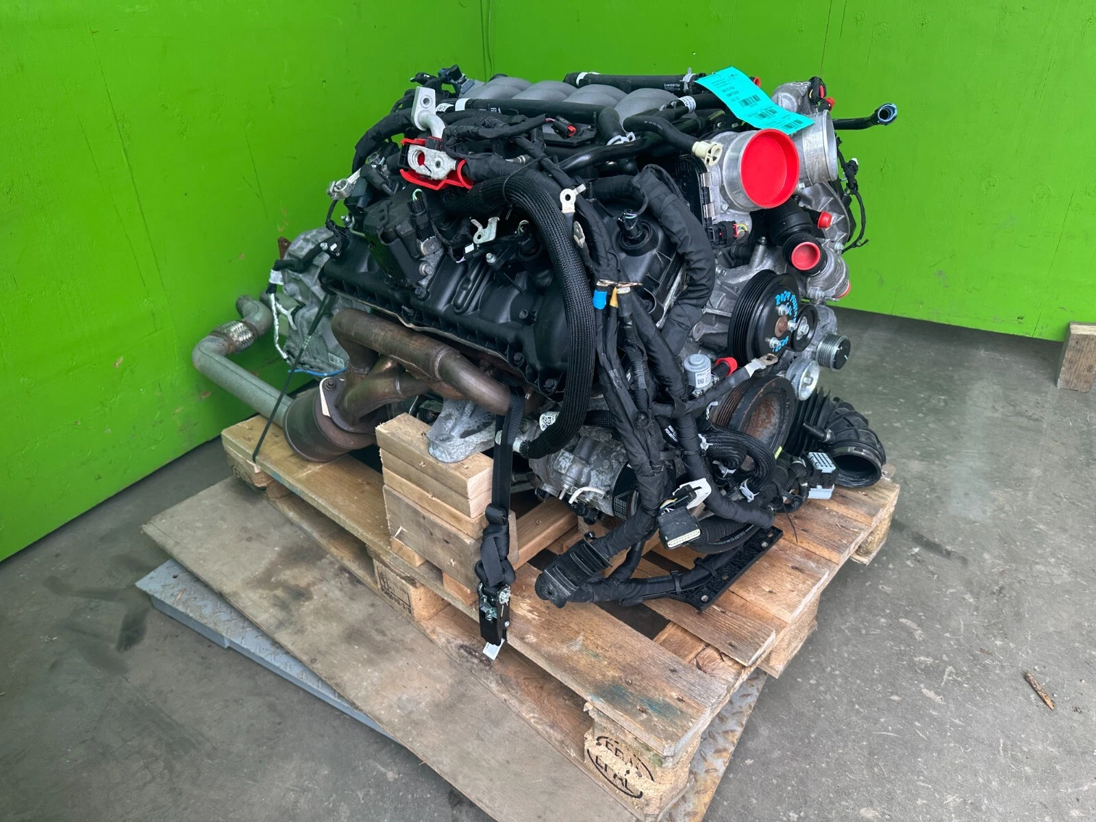 24 25 FORD MUSTANG GT GEN 4 COYOTE 5.0 W/ 10 SP AUTOMATIC ENGINE TRANS SWAP 8K - Image 8