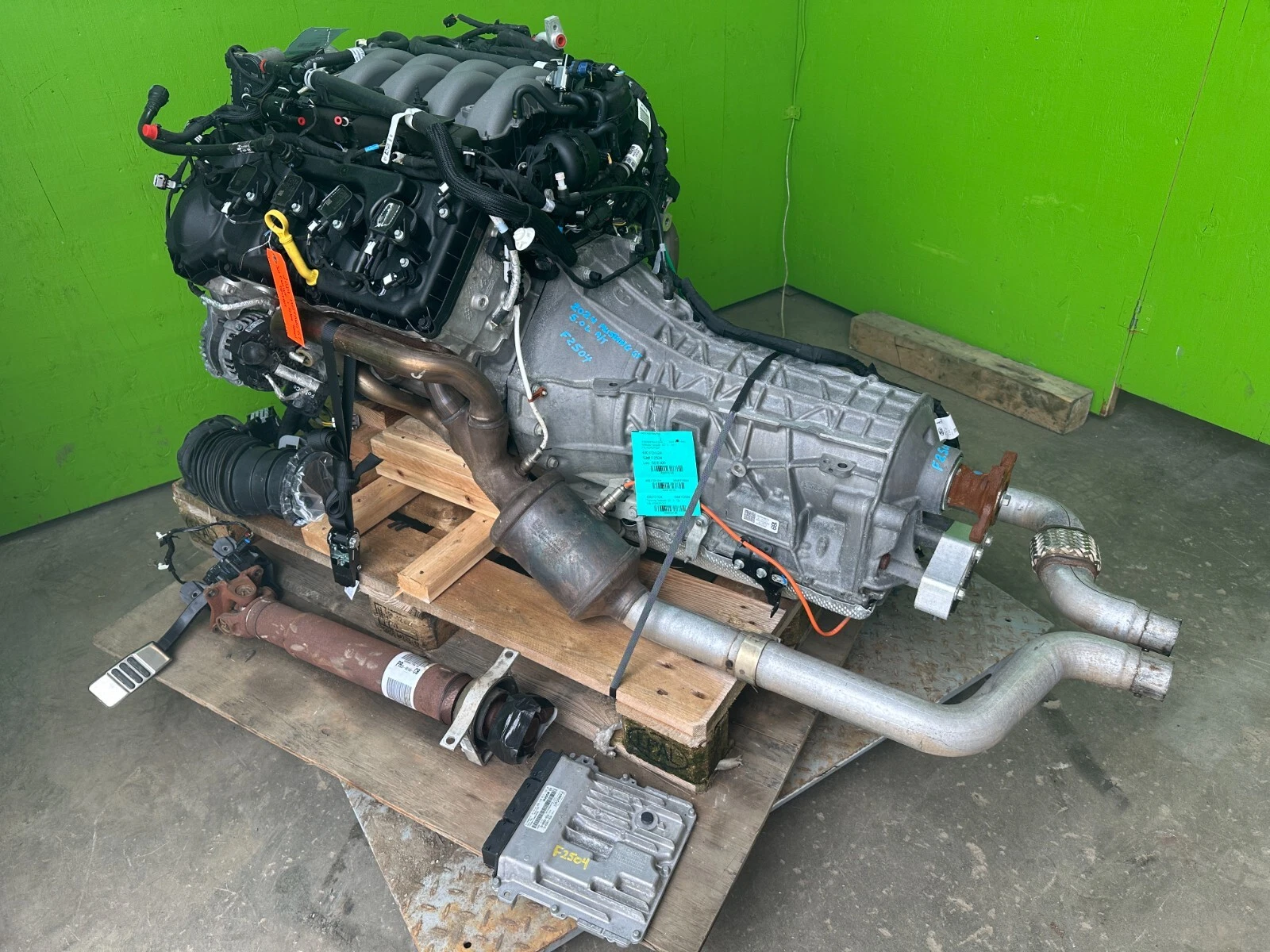 24 25 FORD MUSTANG GT GEN 4 COYOTE 5.0 W/ 10 SP AUTOMATIC ENGINE TRANS SWAP 8K - Image 7