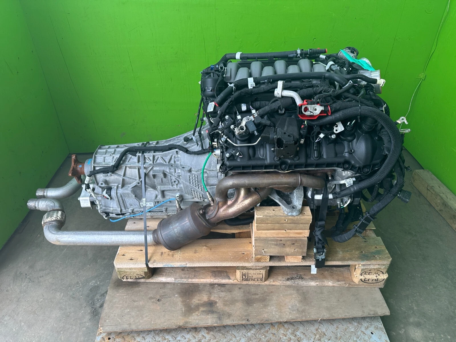 24 25 FORD MUSTANG GT GEN 4 COYOTE 5.0 W/ 10 SP AUTOMATIC ENGINE TRANS SWAP 8K - Image 4