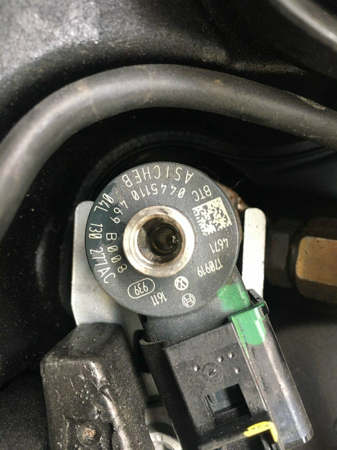 Audi A5 DEU engine - Image 7