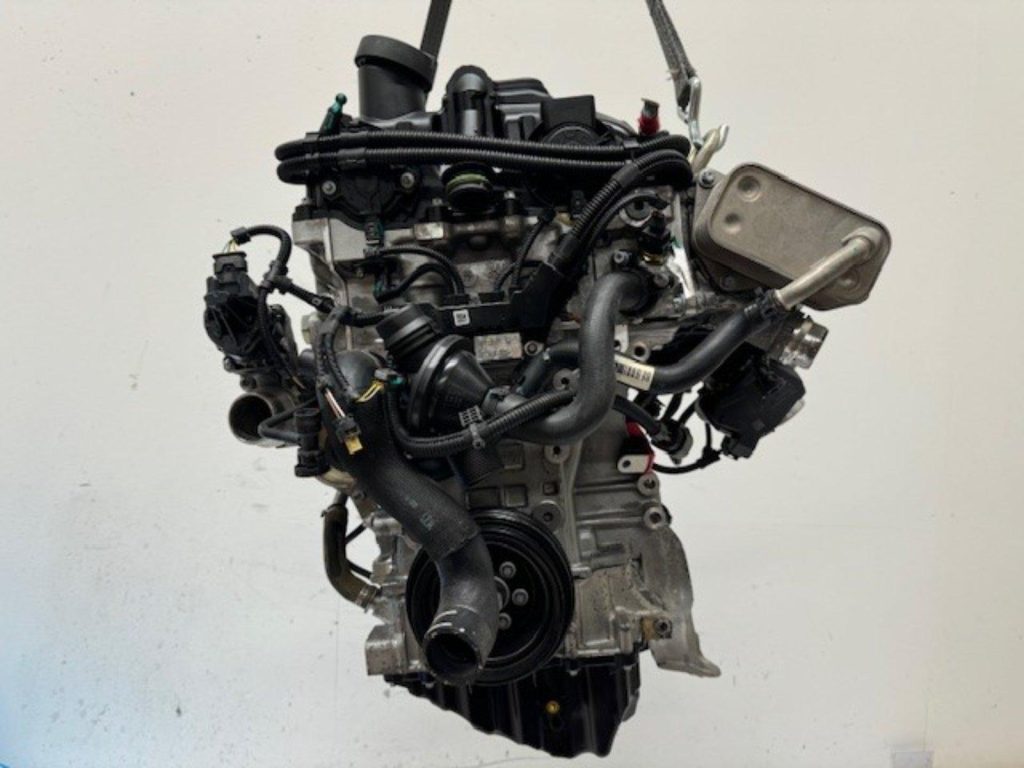 BMW N20B20A engine - Image 8