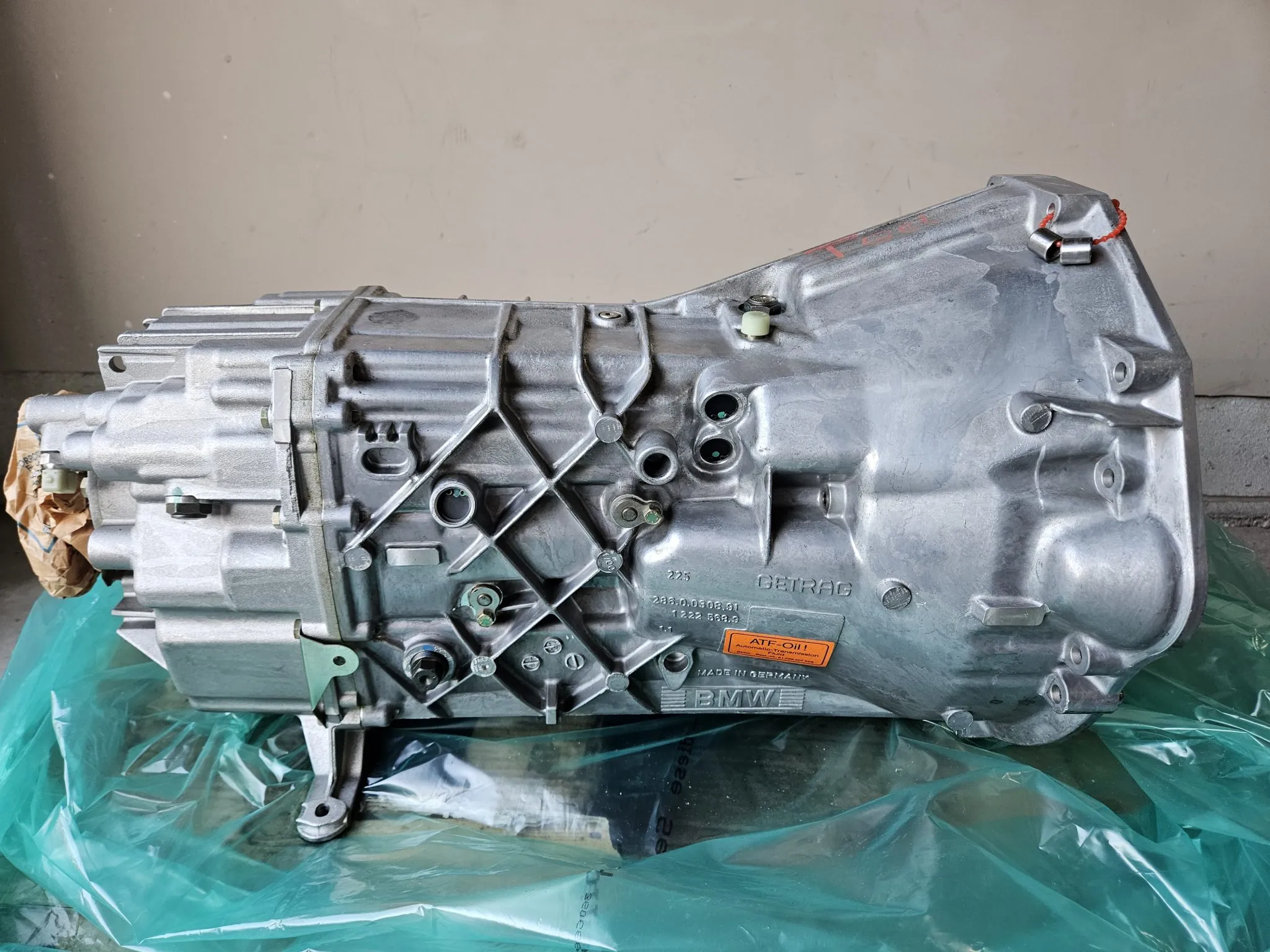 Getrag 6-Speed Manual Transmission for V12 BMW E31s - Image 10