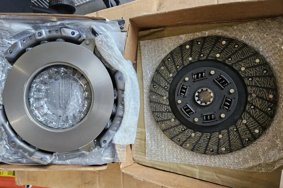 Getrag 6-Speed Manual Transmission for V12 BMW E31s - Image 12